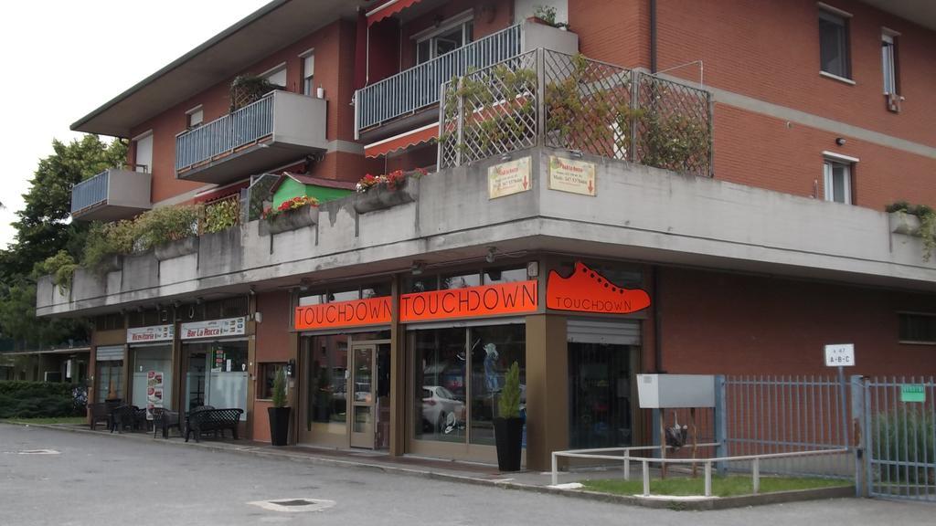 Guesthouse La Rocca グラッソッビオ エクステリア 写真